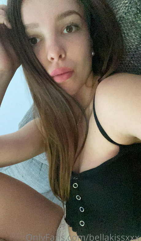 bellakissxxx 無料のポルノスター ギャラリー