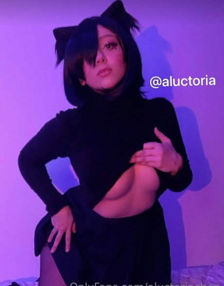 aluctoriachan トップポルノスター 写真