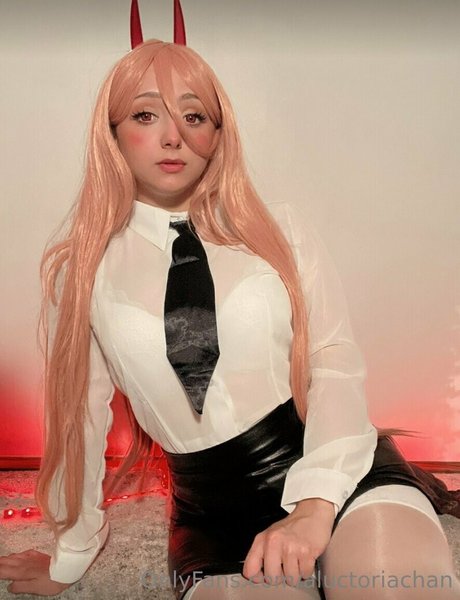 aluctoriachan 完璧なポルノスター 写真