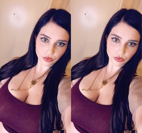 Nikkimichay 可愛い女優 写真