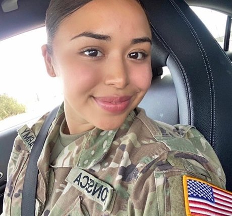 Sarai Fonseca 裸の女優 写真