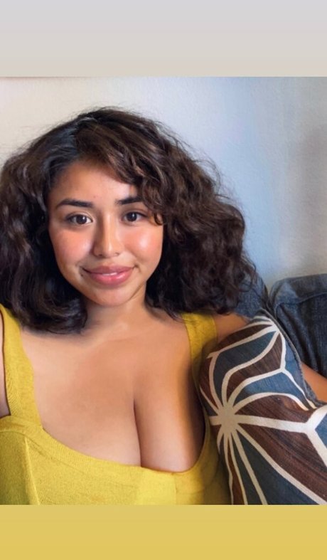 Sarai Fonseca 素敵なスター 写真