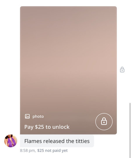 Brooklynsflame ヌードのポルノスター 写真