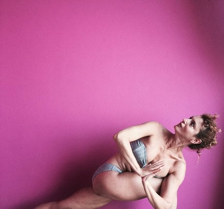 Demet Yoruc セクシーなスター 写真