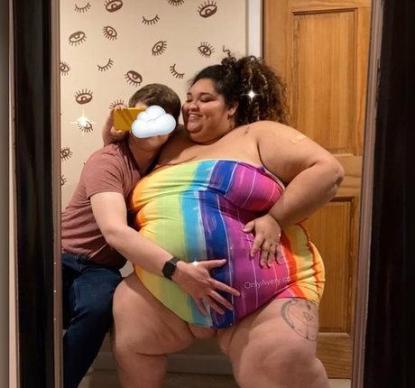 averyssbbw 裸の女優 画像