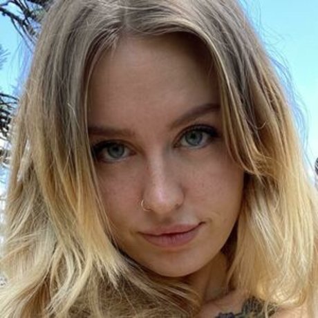 charleighlemons HDモデル 写真