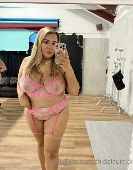 thisislauraxx 高品質女優 写真