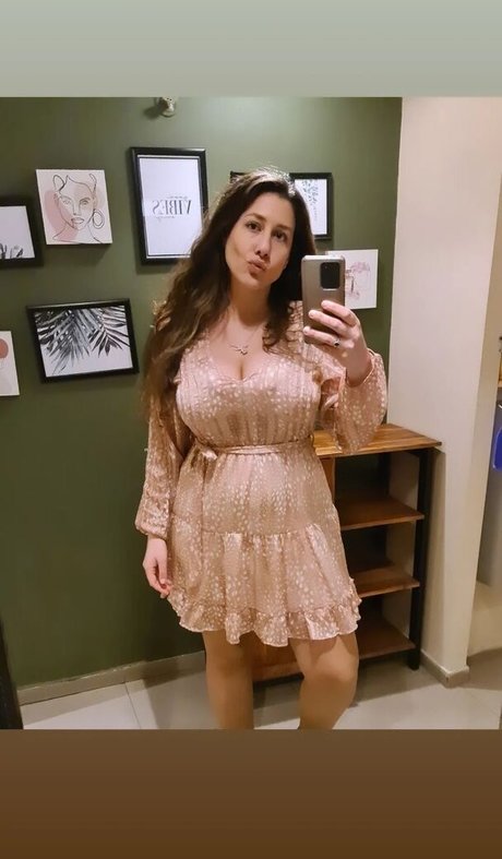 Hadar Simon ポルノスター エロティック 写真