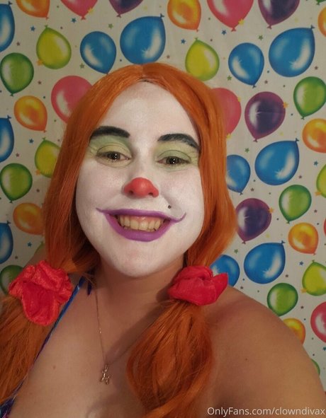 clowndivax 最高のモデル 写真