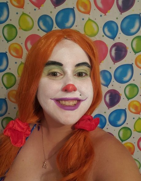 clowndivax ポルノスター アート アーカイブ