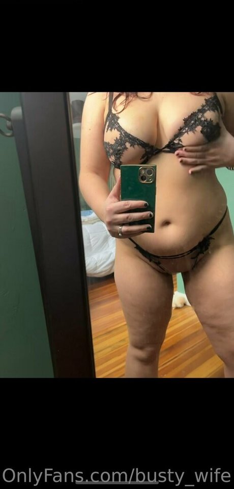busty wife 裸モデル アーカイブ