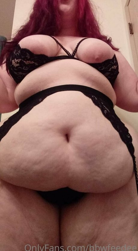 bbwfeedee ポルノスター ヌード アーカイブ