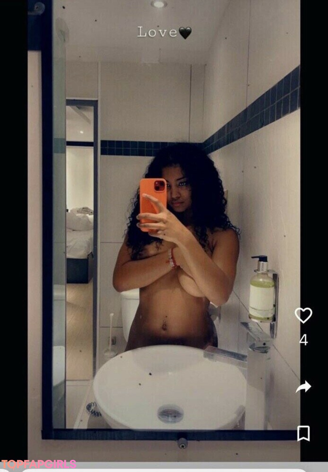 ぽっちゃり巨乳オンリーファンズ エロチック 写真