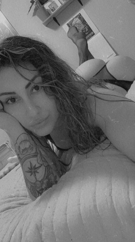 Haley Lorenz ポルノ女優 写真