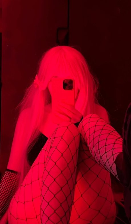 hejkva ポルノスター 可愛い 写真