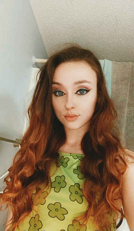 erikaeliseof profile image