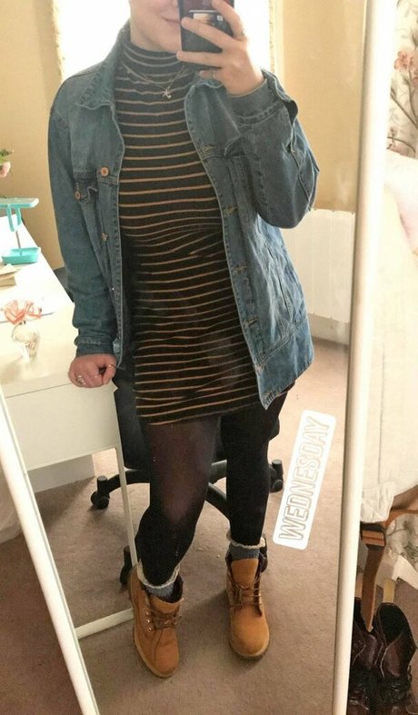 Bridget N ヌードスター 写真