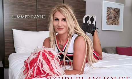 tgirlplayhouse セクシーモデル 写真