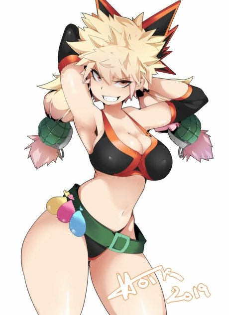 太めのブロンドオンリーファンズ アートポルノ ギャラリー