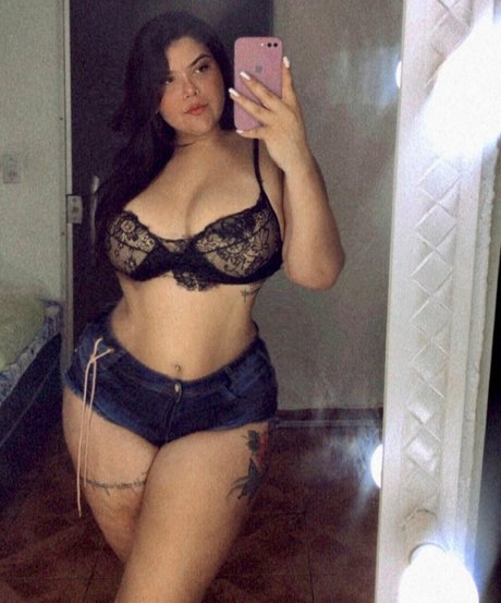 Jacqueline Andrada 美しいスター 画像