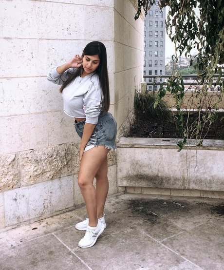 Shahar Matok かわいいポルノスター 画像