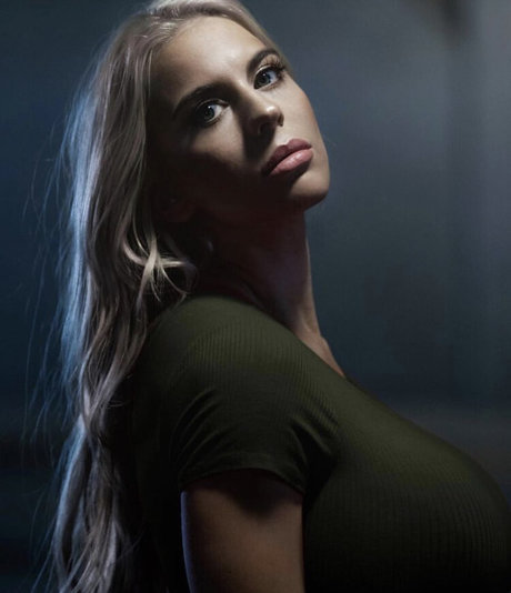 Katelyn Keplar ポルノスター ヌード 写真