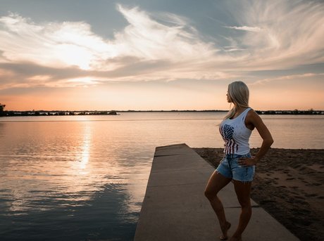 Katelyn Keplar セクシーモデル 写真