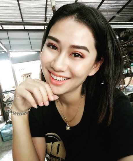 巨乳義母OnlyFans 無料セックス 写真