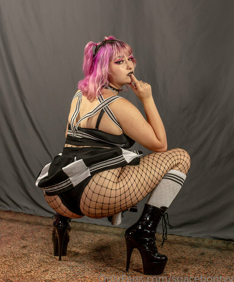 spacebootyy ポルノスター セクシー 写真
