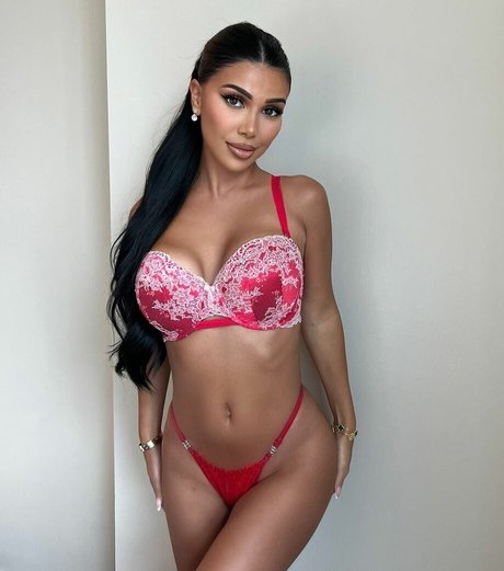 Isabel Raad ポルノスター アダルト 画像
