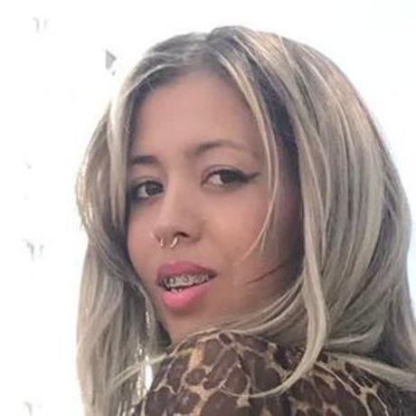 BrunaSantos 美しいモデル 画像