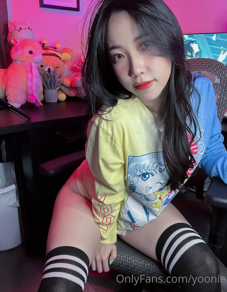 Yoonie 高品質女優 写真
