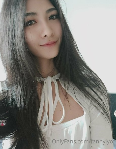 fannylyof 素敵な女優 写真