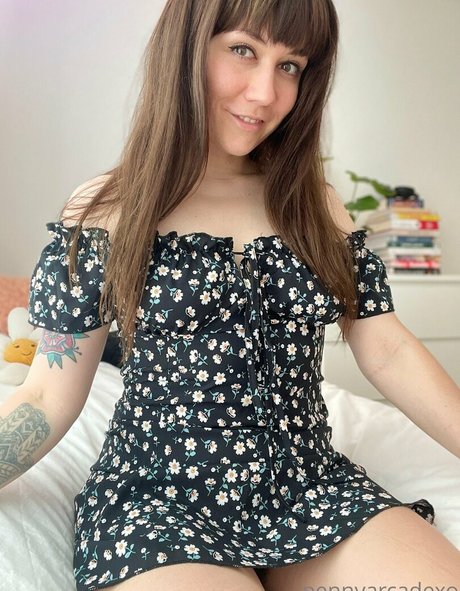 Penny Arcade  ホット女優 ギャラリー