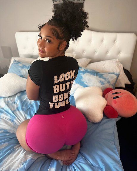Darla Shuttlesworth 美しいスター 写真