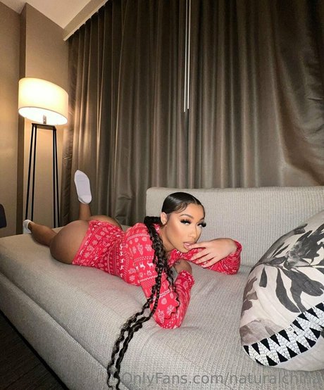 Bubble Booty モデル 写真
