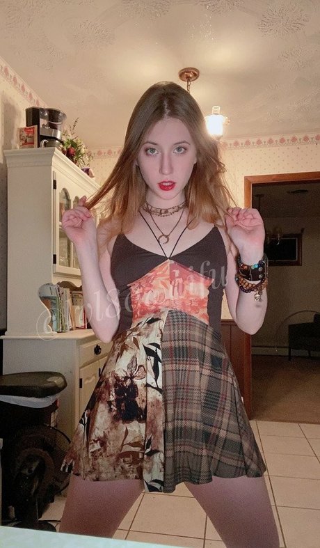 MattieDoll セックスポルノスター 写真