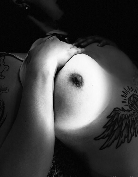 lillmarijo アダルト女優 写真