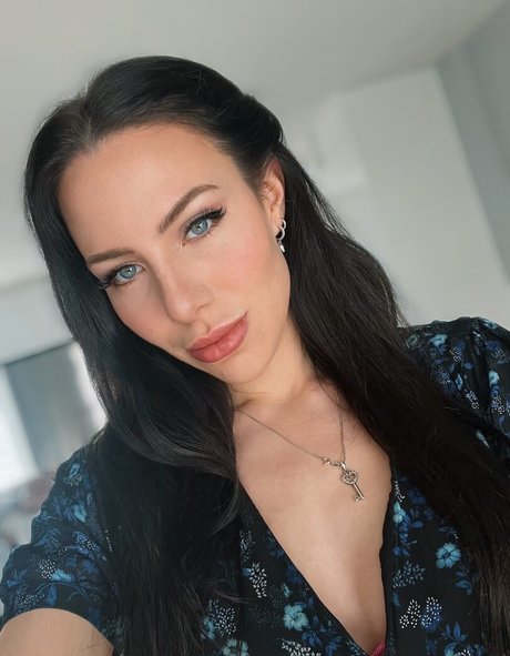 Emma Sinclair アダルト女優 写真