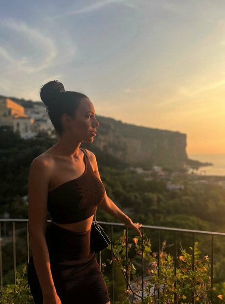 Emma Sinclair 完璧なポルノスター 写真