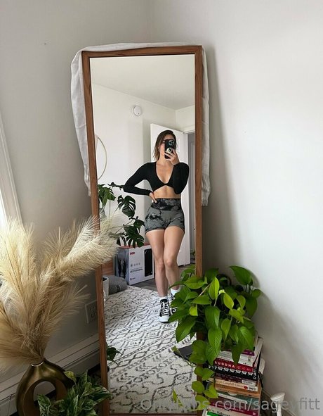 Sagey fit 最高のモデル 写真