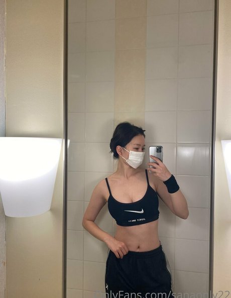 sanaonly22 スター ヌード 写真