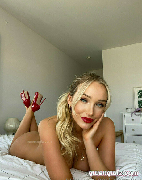 パンスト熟女OnlyFans セクシーヌード 画像