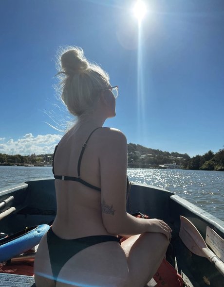 TiannaAnn ヌードモデル 写真