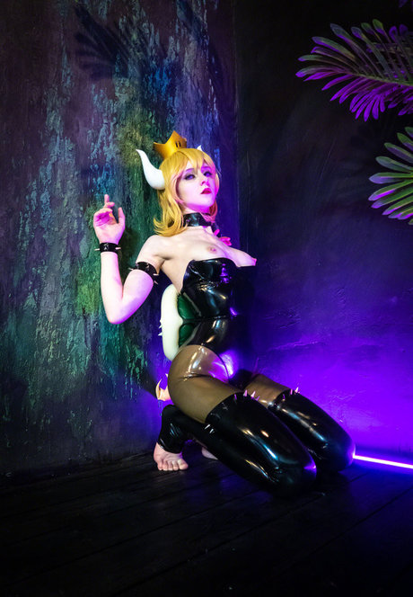 Ruber Vulpis ヌードスター 写真