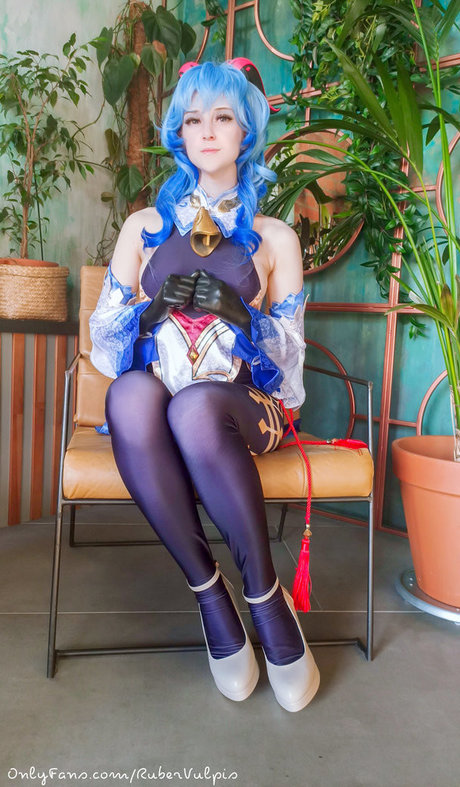 Ruber Vulpis セックス女優 ギャラリー