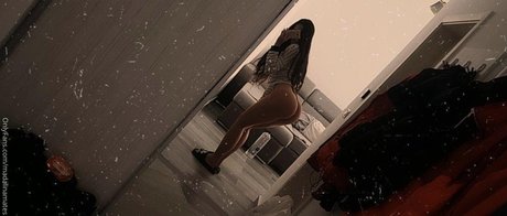Madalina Mates スターセックス ギャラリー