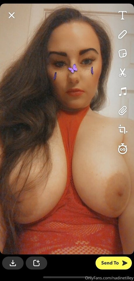 nadinetilley 無料女優 ギャラリー