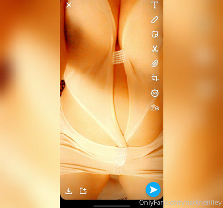 nadinetilley top profile image