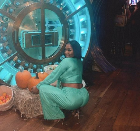 therealchanellealicia ポルノスター 独占 写真